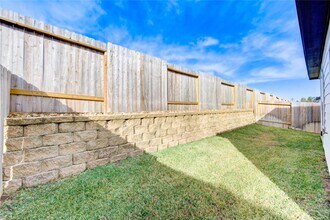 Building Photo - 13321 Burbot Dr