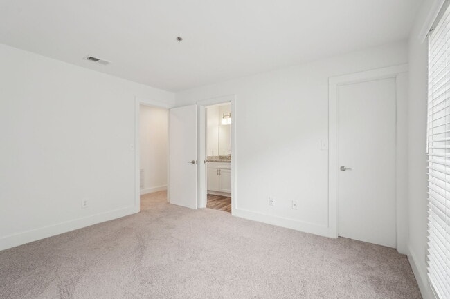 Foto del edificio - Wesley Place Apartments at Lawrenceville