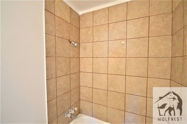 Foto del edificio - 942 N Cornell St