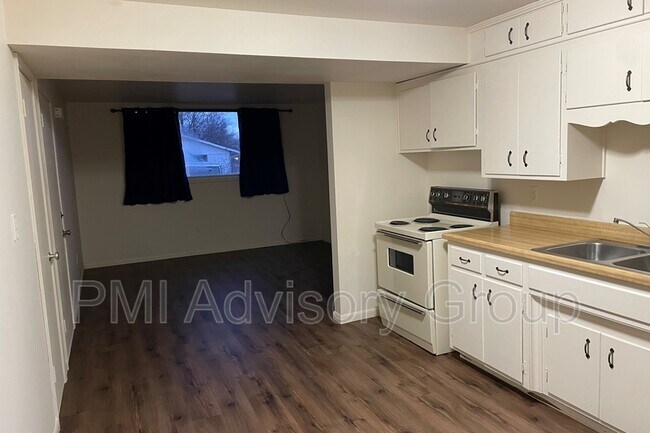 Foto del edificio - 4743 SW 30th St