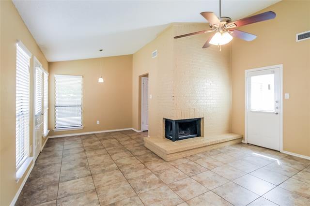 Building Photo - 934 Sanders Dr