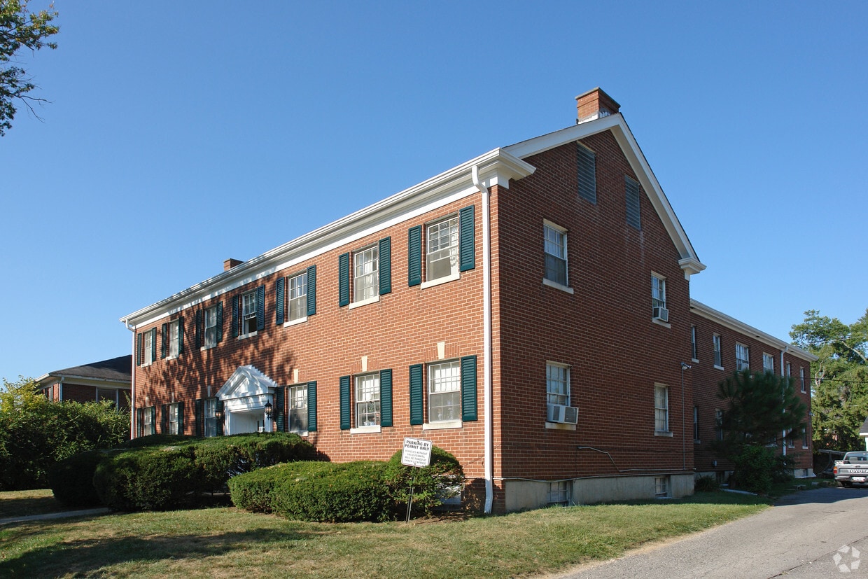 Primary Photo - 310 Duke Rd
