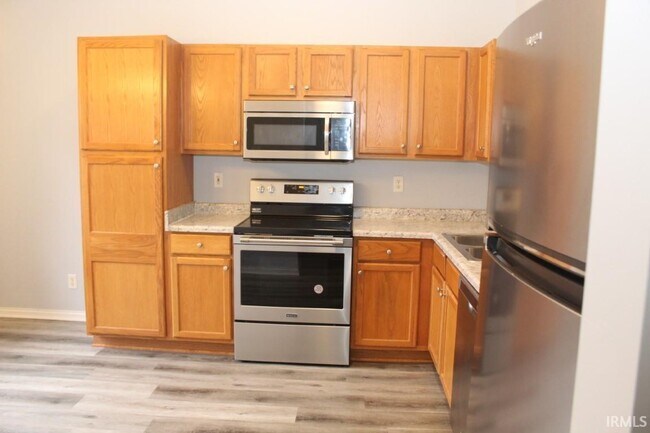 Building Photo - 7777 Alanton Park Dr
