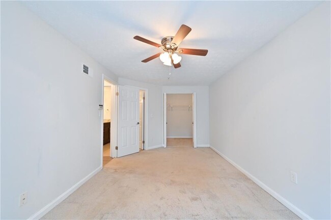 Building Photo - 1470 Keys Crossing Dr NE