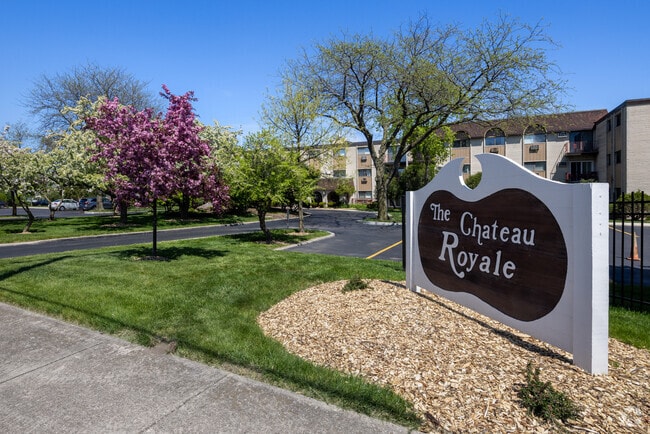 Alternate - The Chateau Royale