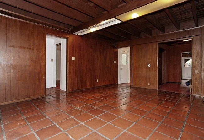 Building Photo - 1738 Spruce St