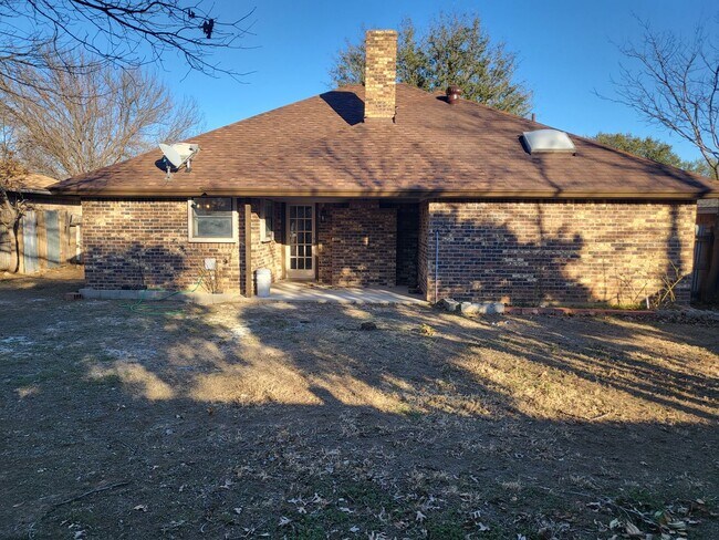 Foto del edificio - 7404 Glen Haven Dr