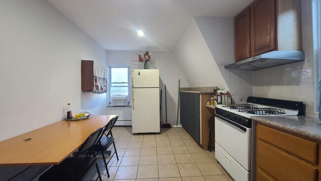 Foto del edificio - 42 49th St