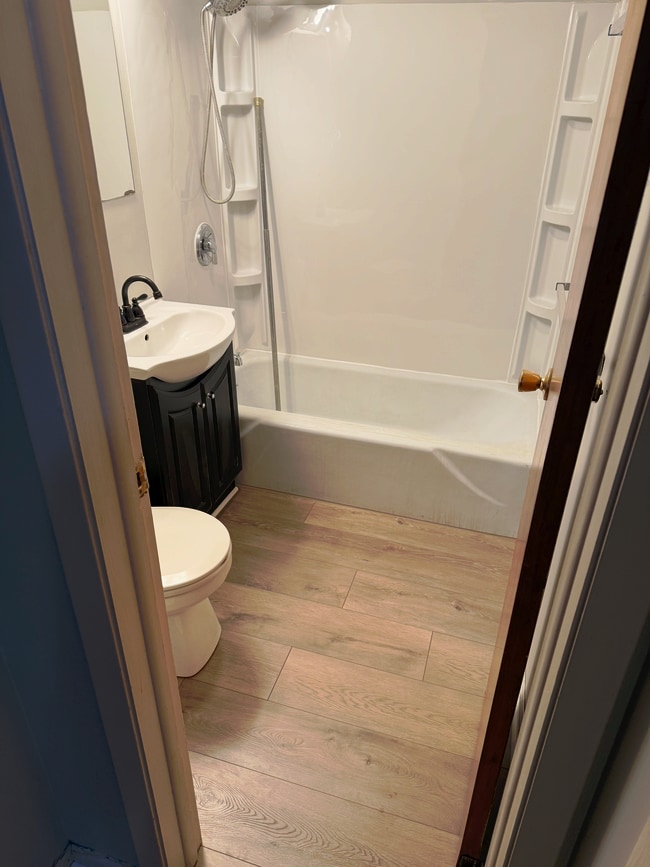 Photo - Valley House