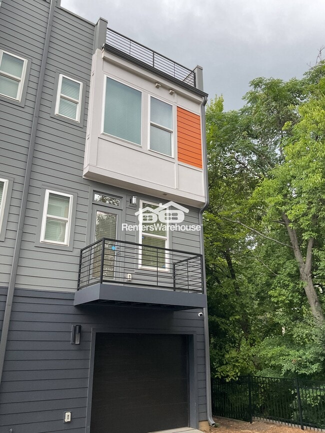 Building Photo - 1319 Millpark Ln