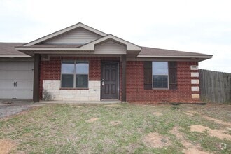 Building Photo - 17028 Loring Ln