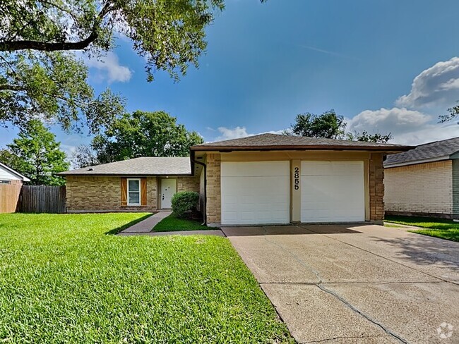 Building Photo - 2855 Pilgrims Point Dr