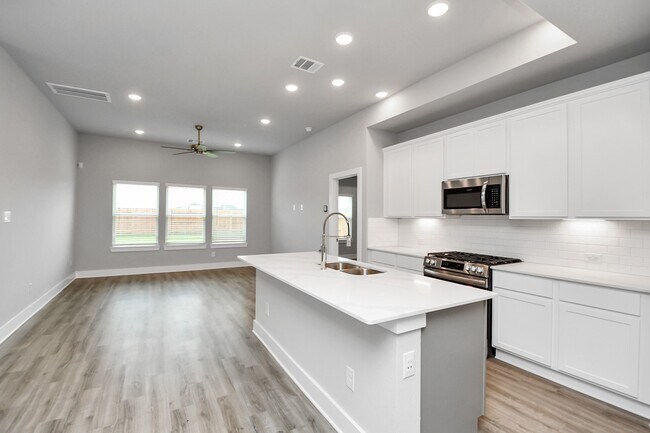 Building Photo - 7514 Terramar Bay Ln