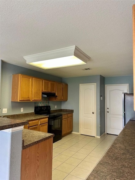 Building Photo - 5621 Thunder Gulch Dr