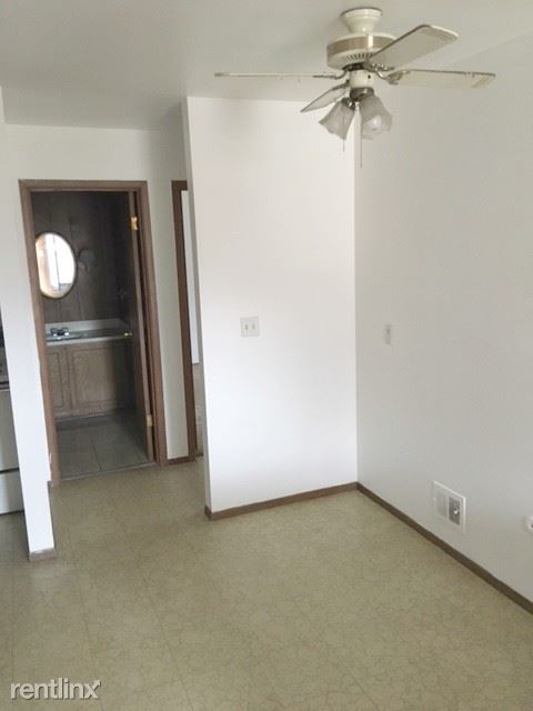 Foto del edificio - 9635 Elm St