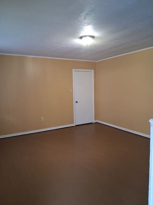 Photo - 1215 Tara Rd House