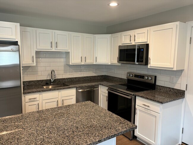 Foto del edificio - 4977 W 16th St