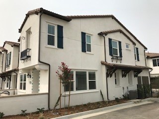 Primary Photo - 30410 Town Square Dr