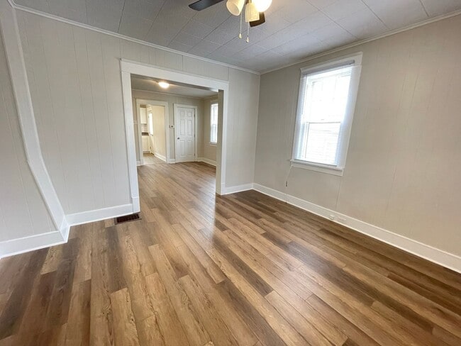 Building Photo - Nice two-story half duplex in Waynesboro, PA