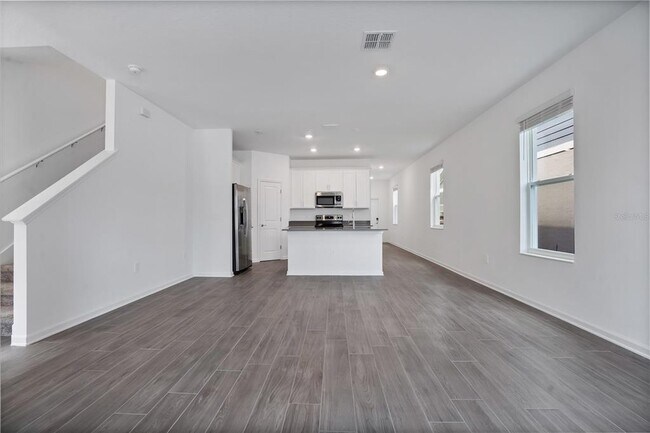 Building Photo - 16471 Parable Wy