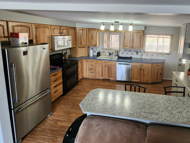 Building Photo - 4526 Filbert Dr