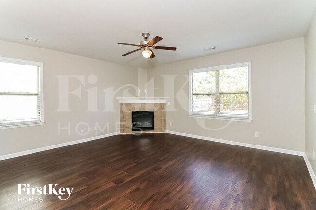 Foto del edificio - 193 Palisades Dr