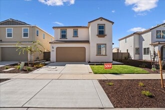 Building Photo - 1052 Lost Creek Ranch Dr