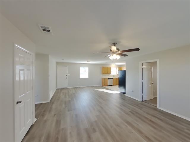 Foto del edificio - 318 Kathy Ln