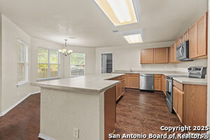 Building Photo - 622 Butler Point