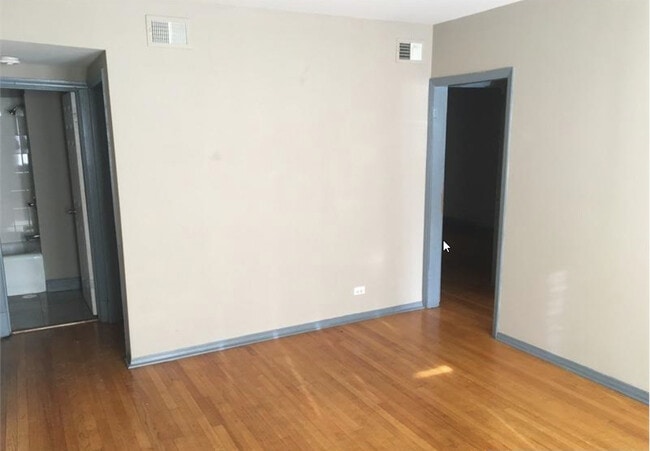 Foto del edificio - 4914 W 18th St