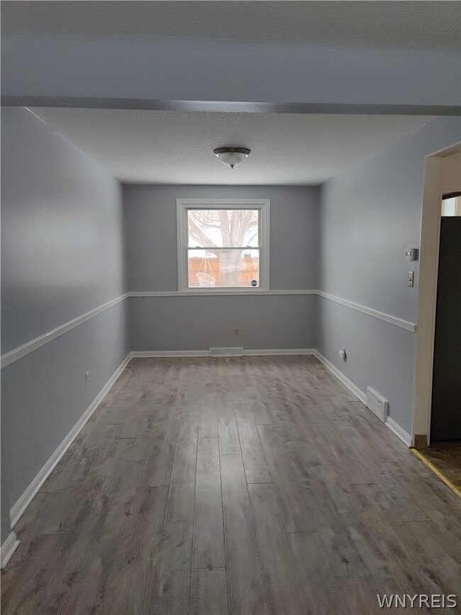 Building Photo - 32 Cascade Dr