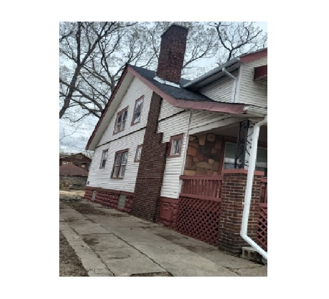 Building Photo - 15766 Woodingham Dr