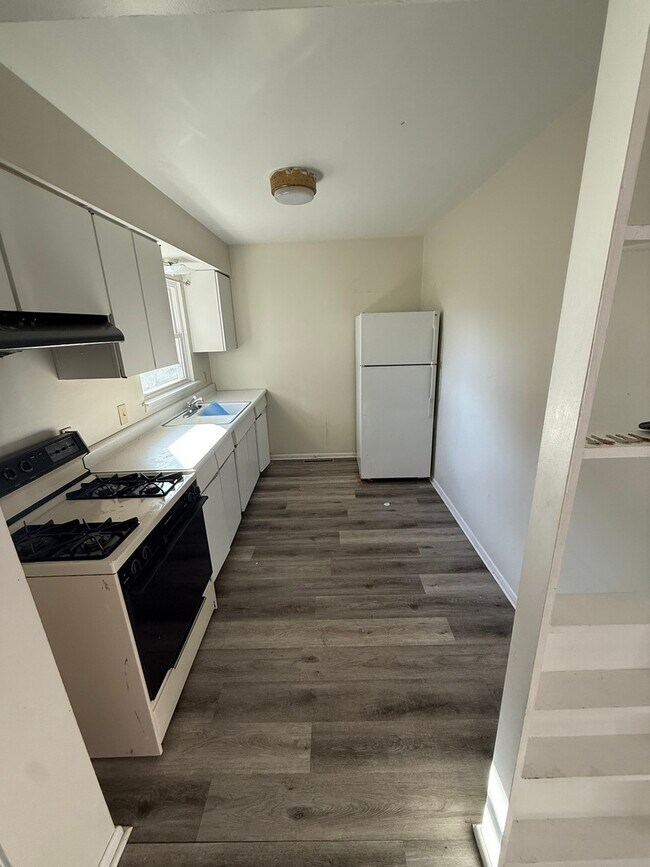 Foto del edificio - 1060 W Hickory St