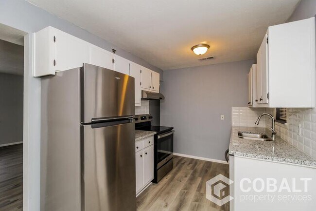 Foto del edificio - 641 Powder Springs St