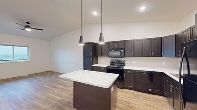 Kitchen - Sage Meadow Apartments & Townhomes