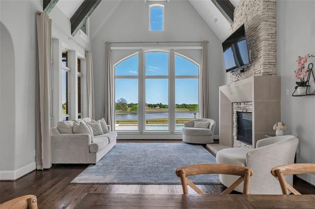 Foto del edificio - 1440 Lakeside Dr