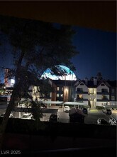 Building Photo - 210 E Flamingo Rd