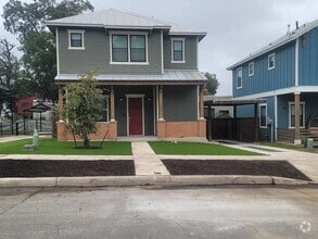 Building Photo - 725 Hays St