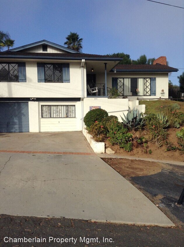 Foto principal - 3 br, 2 bath House - 391 Avalon Dr.