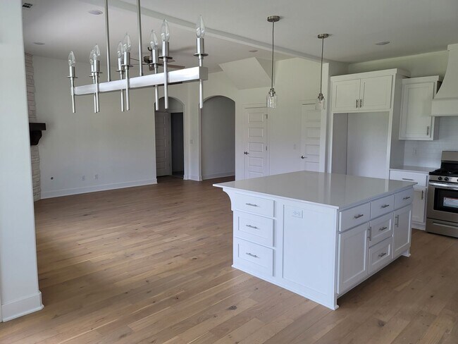 Foto del edificio - 3 Bedroom Single Family Home in Fayetteville
