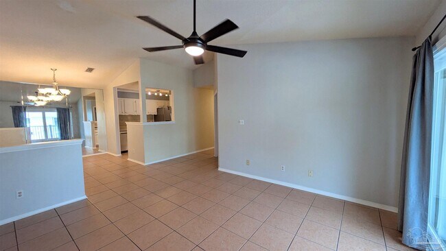 Foto del edificio - 7171 N 9th Ave
