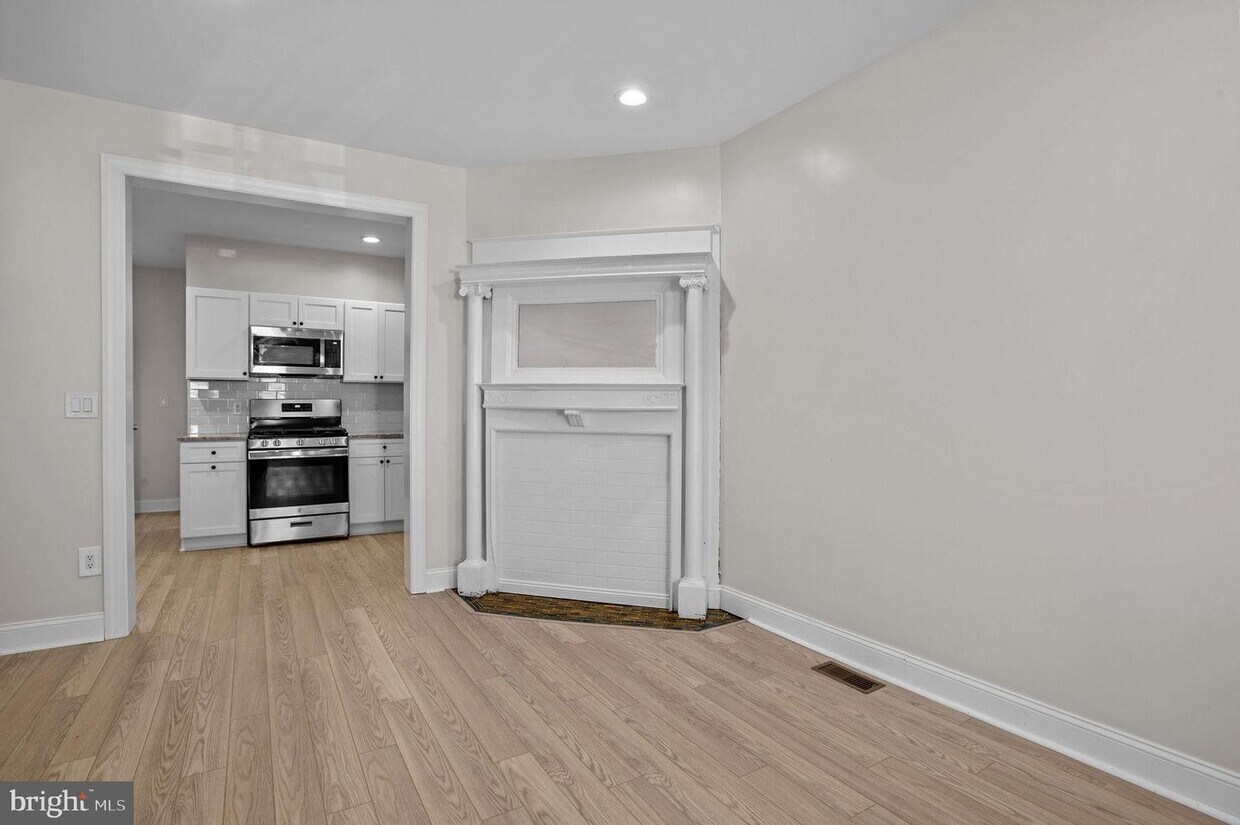 Primary Photo - 1529 N 28th St