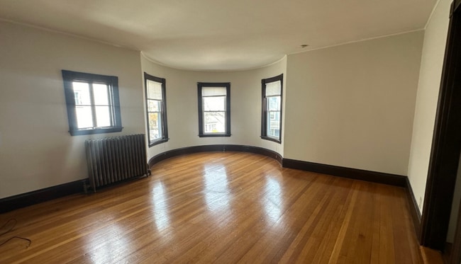 Foto del edificio - 72 Thurston St