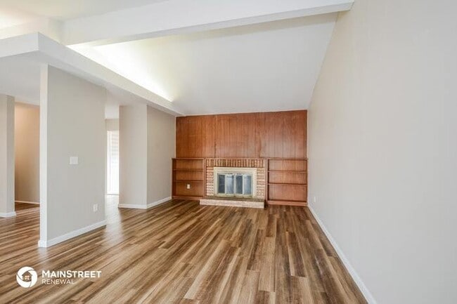 Foto del edificio - 3045 Durwood Dr, Florissant, MO 63033