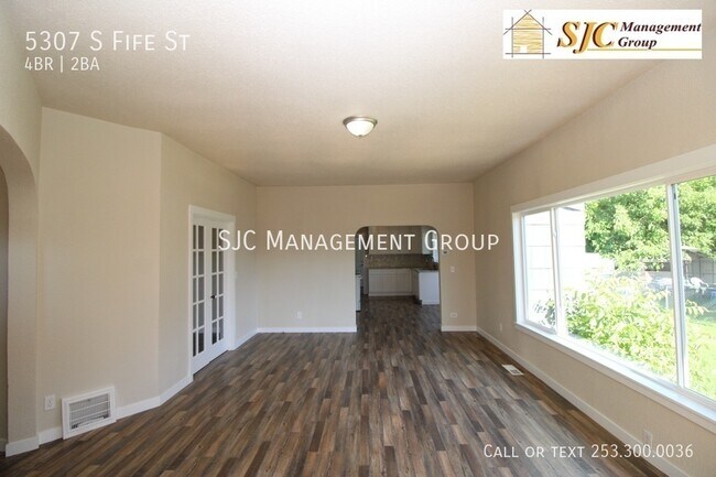 Foto del edificio - Four bedroom home in Tacoma for rent