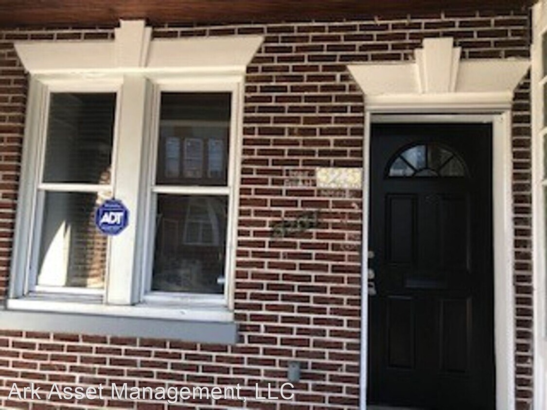 Primary Photo - 3 br, 1 bath House - 3231 N Newkirk St
