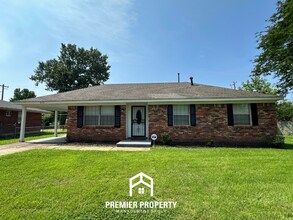 Building Photo - 5101 Rolling Fields Dr