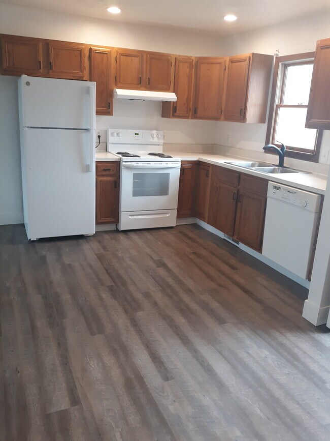 2366 Ferguson Rd, Ontario, OH 44906 Townhome Rentals in Ontario OH