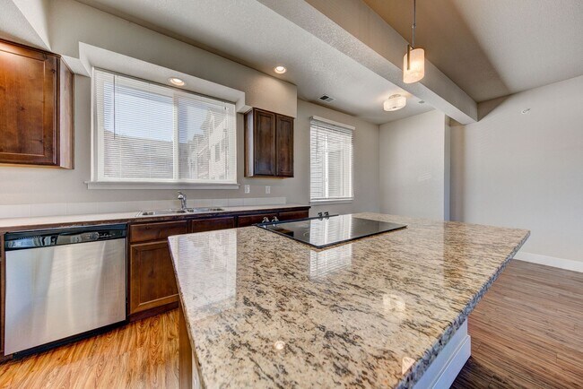 Foto del edificio - Rooftops - Unit 09