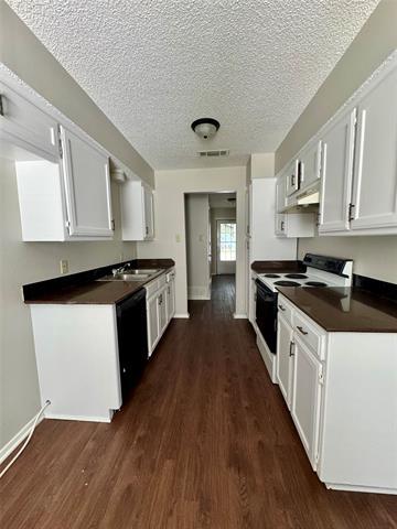 Building Photo - 5915 Willow Crest Dr